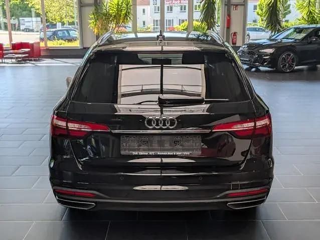 Second-hand Audi A4 150 CP (110 kW) 2022 Negru Break