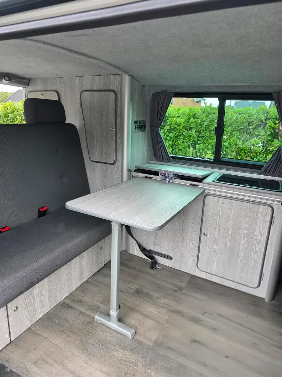 Gebraucht VW T6 102 PS (75 kW) 2015 Andere farben Van