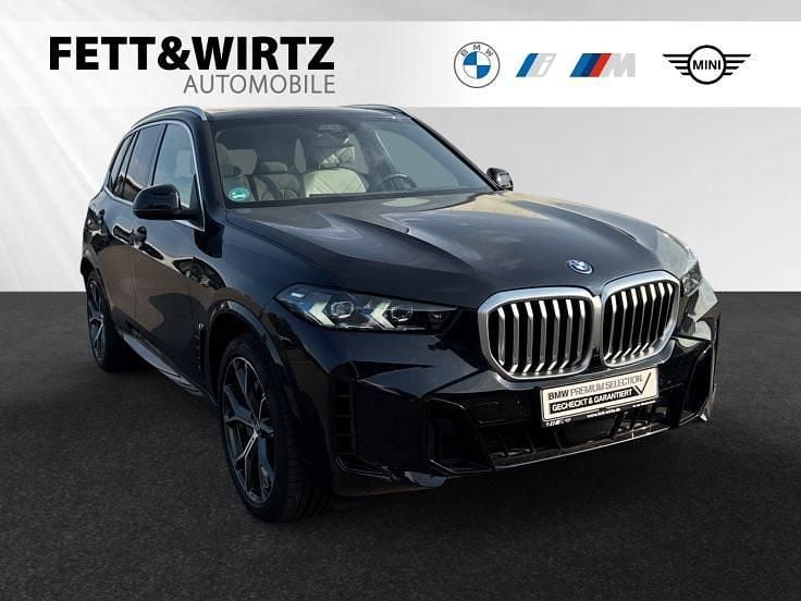 Carbonschwarz Gebraucht 2025 BMW X5 M Sport SUV | 92.900 € (Guter Preis) - Bild 1/3
