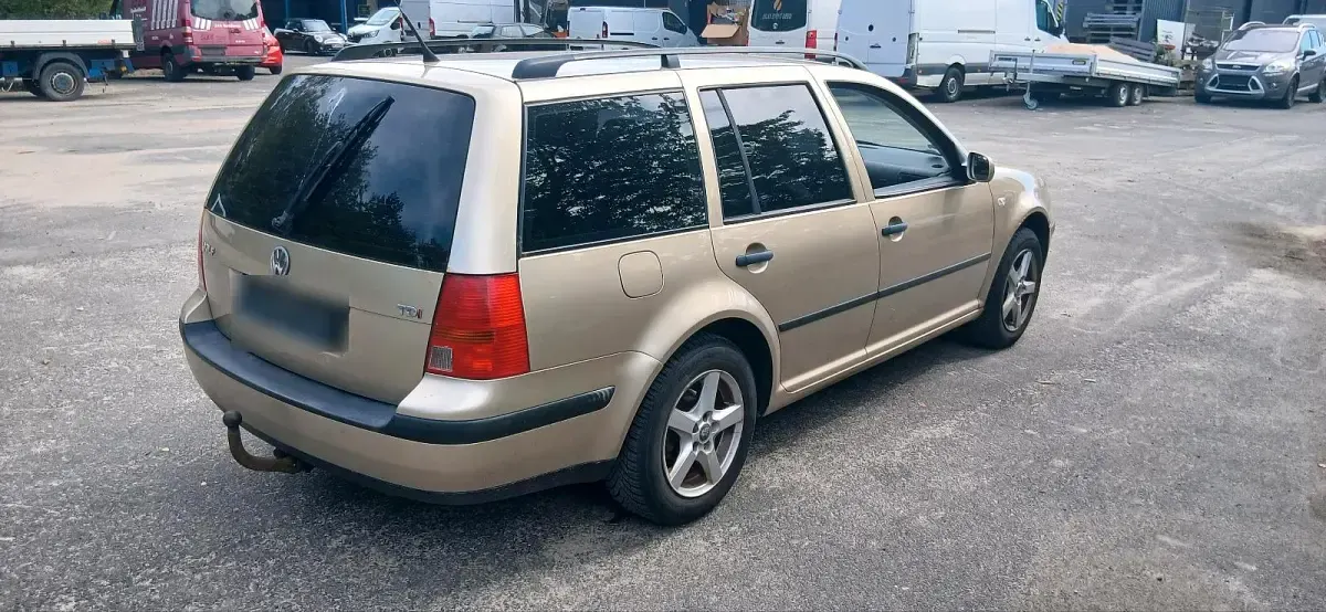 Gebraucht VW Golf IV 2002 Gold Kombi