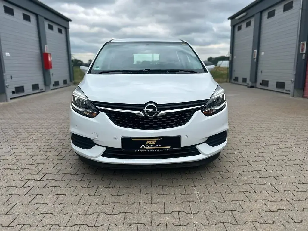 Gebraucht Opel Zafira Tourer Edition 136 PS (100 kW) 2018 Weiß Van / Kleinbus
