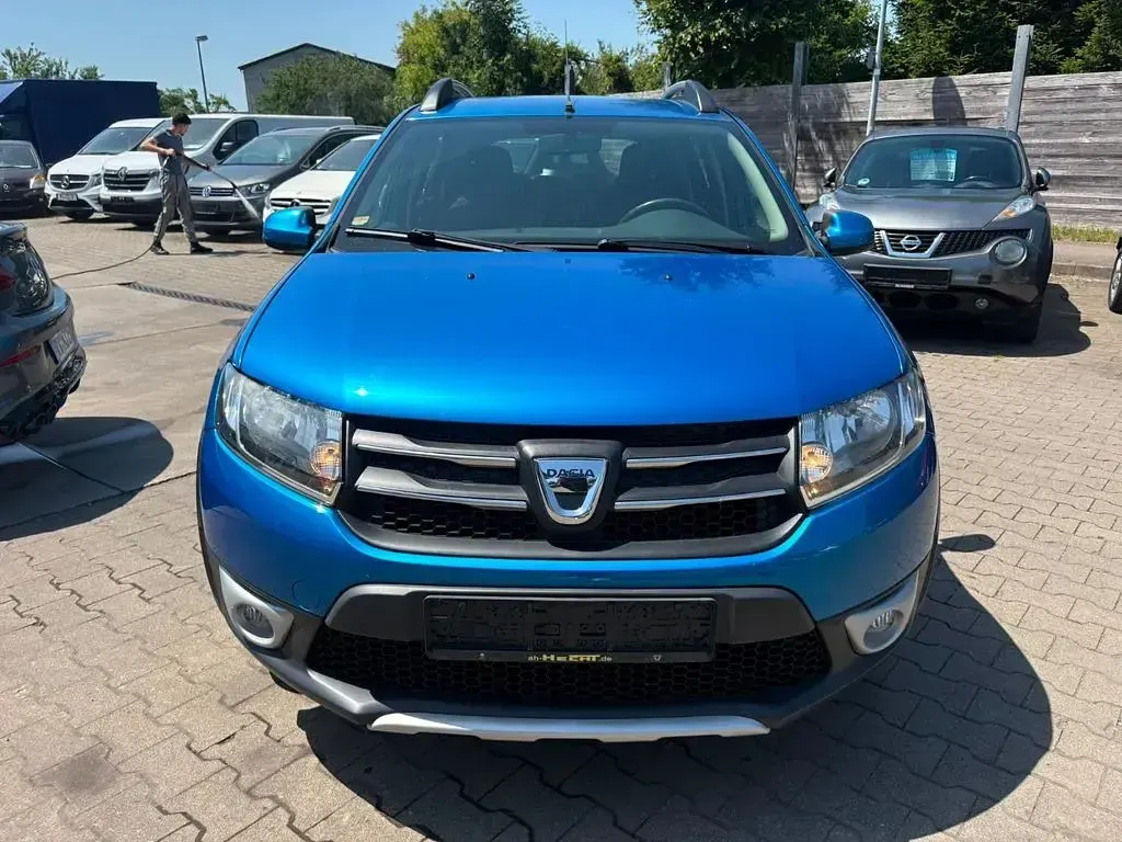 Gebraucht Dacia Sandero Prestige 90 PS (66 kW) 2013 Blau Limousine