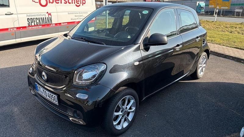 Gebraucht Smart ForFour Passion 71 PS (52 kW) 2017 Schwarz Kleinwagen