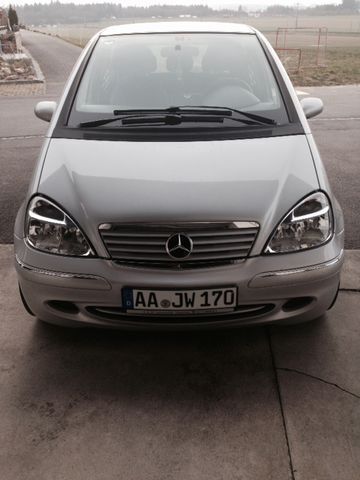 Gebraucht Mercedes A170 Elegance 129 PS (94 kW) 2002 Silber metallic Limousine