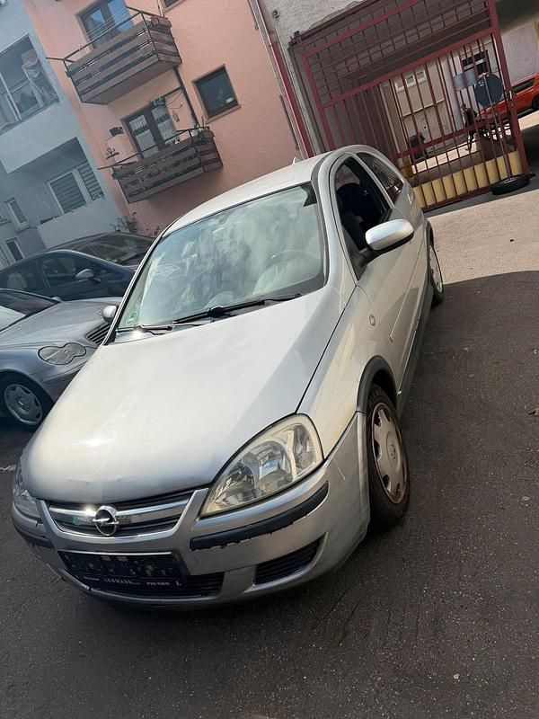 Gebraucht Opel Corsa 80 PS (58 kW) 2005 Silber Kleinwagen