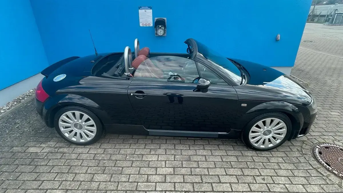 Gebraucht Audi TT Roadster 179 PS (131 kW) 2001 Schwarz Cabrio