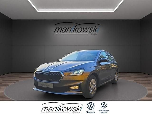 Grau Gebraucht 2025 Skoda Fabia Essence Limousine | 20.990 € (Fairer Preis) - Bild 1/4