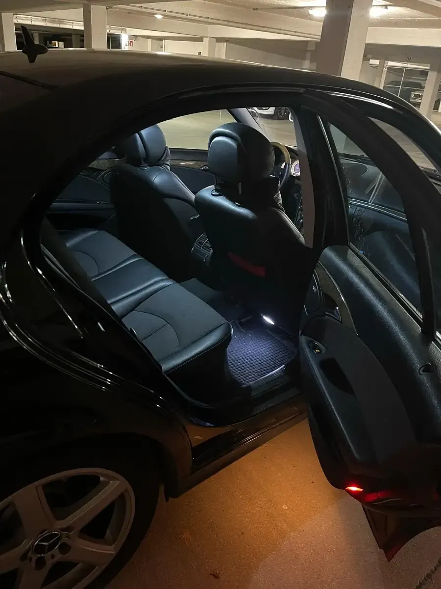 Używany Mercedes E280 Avantgarde 190 KM (139 kW) 2007 Czarny Sedan/Limuzyna