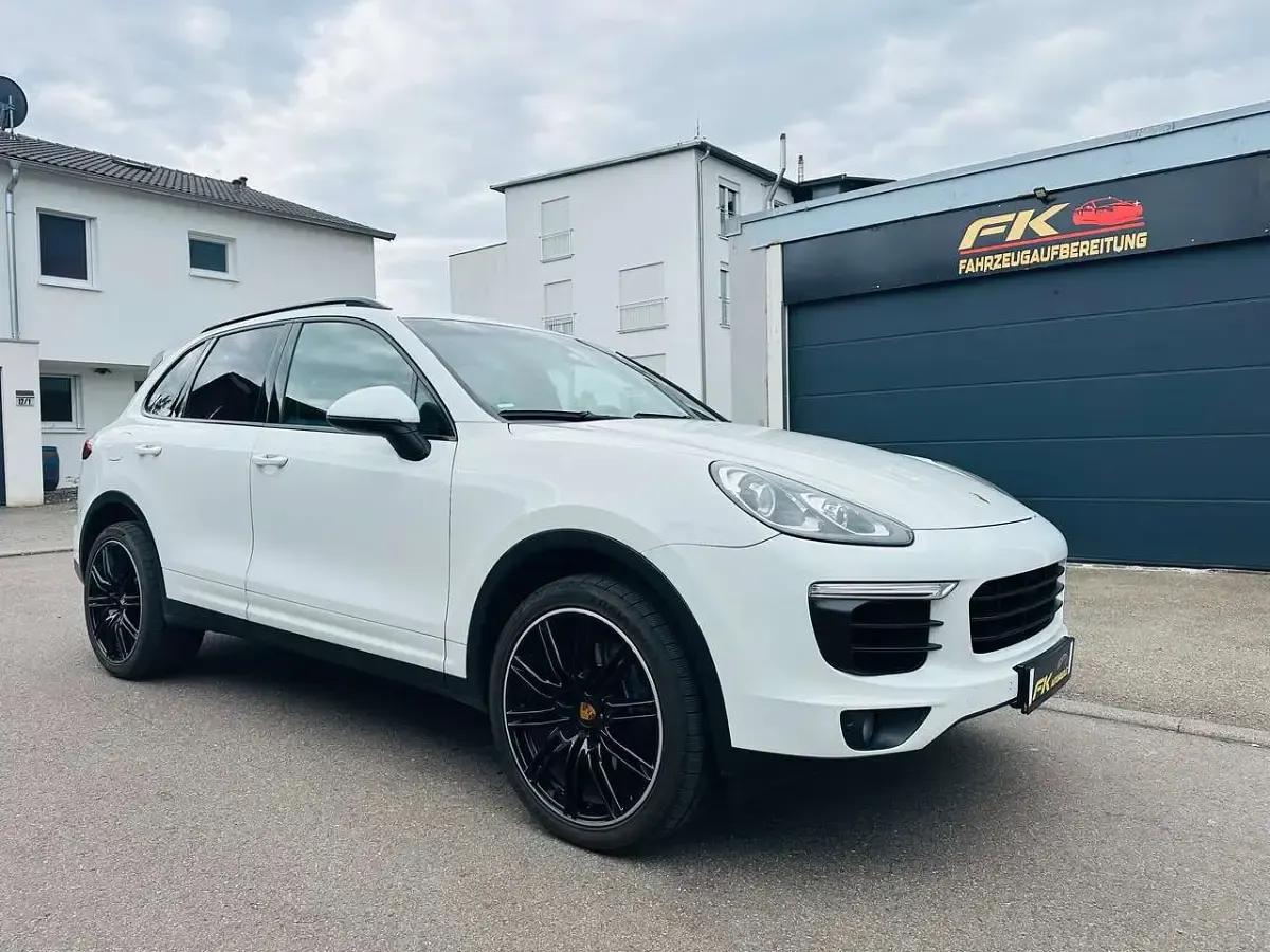 Gebraucht Porsche Cayenne 262 PS (192 kW) 2015 Weiß SUV