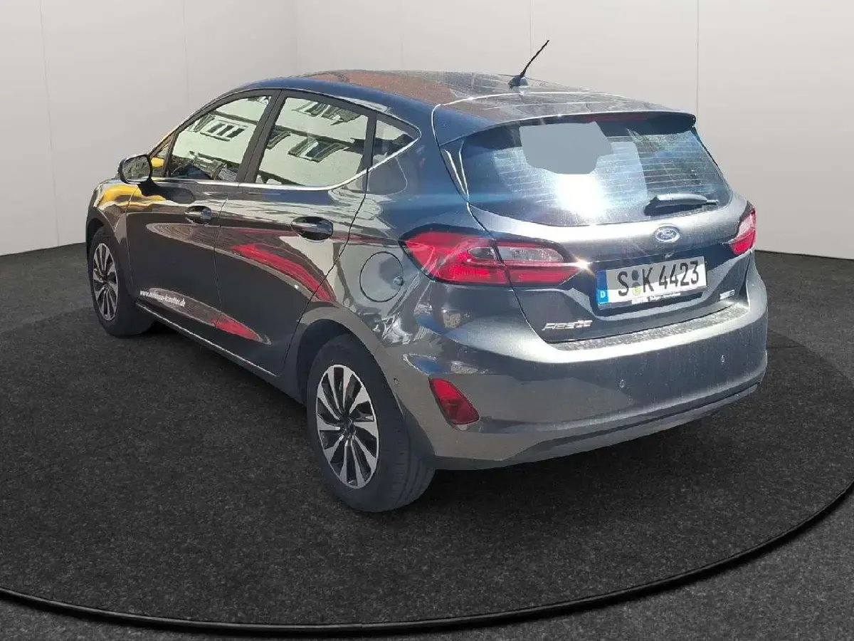 Gebraucht Ford Fiesta Titanium 125 PS (91 kW) 2023 Magneticgrau (metallic) Kleinwagen