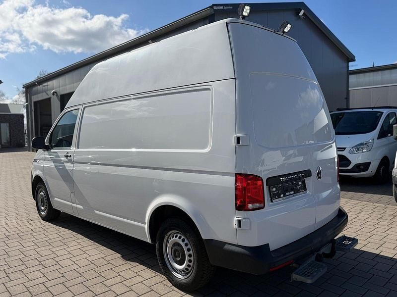 Second-hand VW Transporter 150 CP (110 kW) 2020 Alb Van