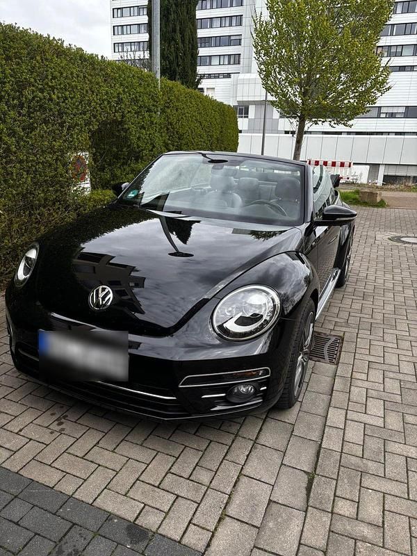 Gebraucht VW Beetle Allstar 150 PS (110 kW) 2017 Schwarz Kleinwagen