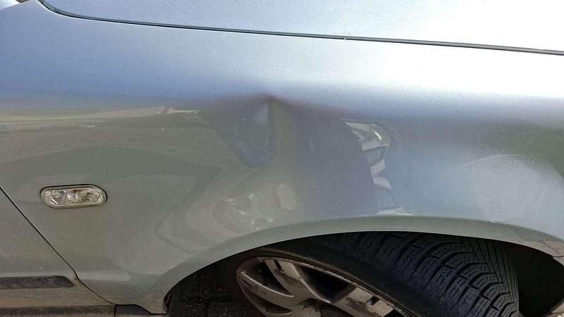 Gebraucht VW Passat 131 PS (96 kW) 2002 Grau Kombi