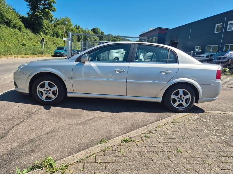 Gebraucht Opel Vectra Edition 155 PS (114 kW) 2006 Silber Limousine