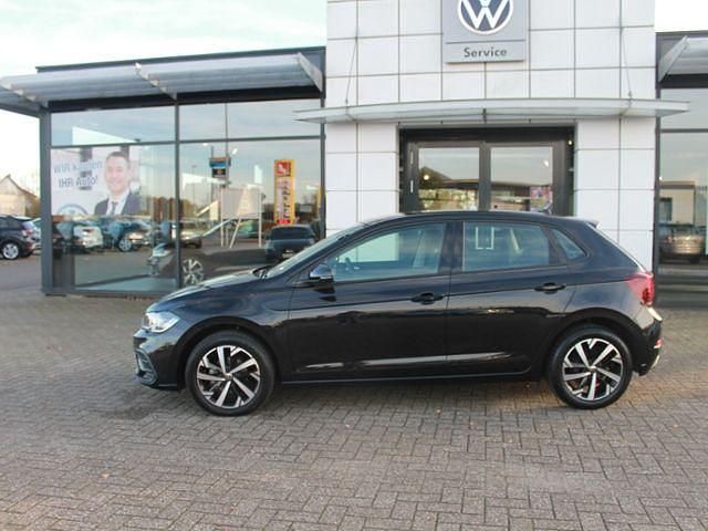 Gebraucht VW Polo Life 95 PS (69 kW) 2024 Schwarz Limousine