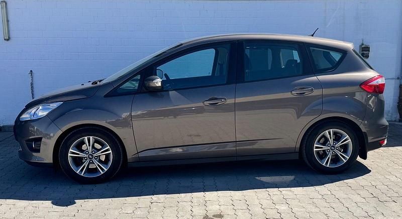 Gebraucht Ford C-MAX SYNC Edition 125 PS (91 kW) 2014 Braun Van / Kleinbus