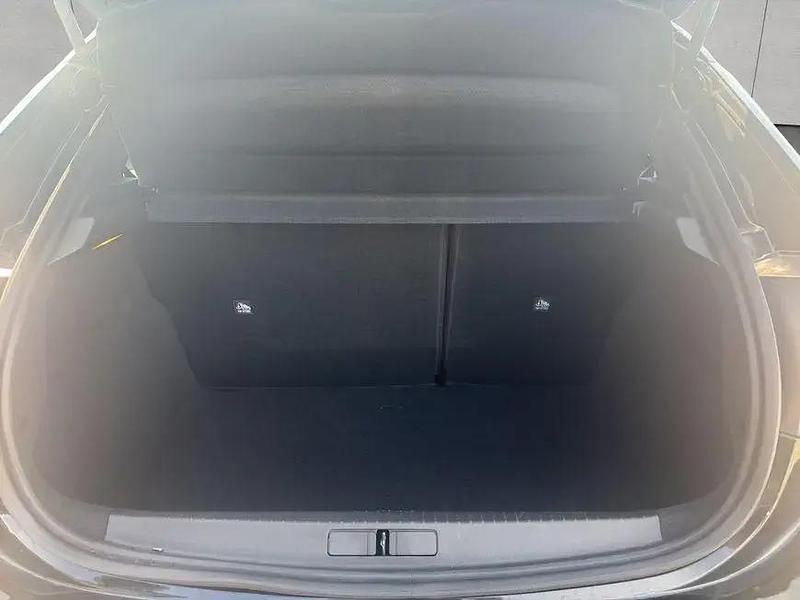 Gebraucht Opel Corsa 101 PS (74 kW) 2024 Schwarz Limousine