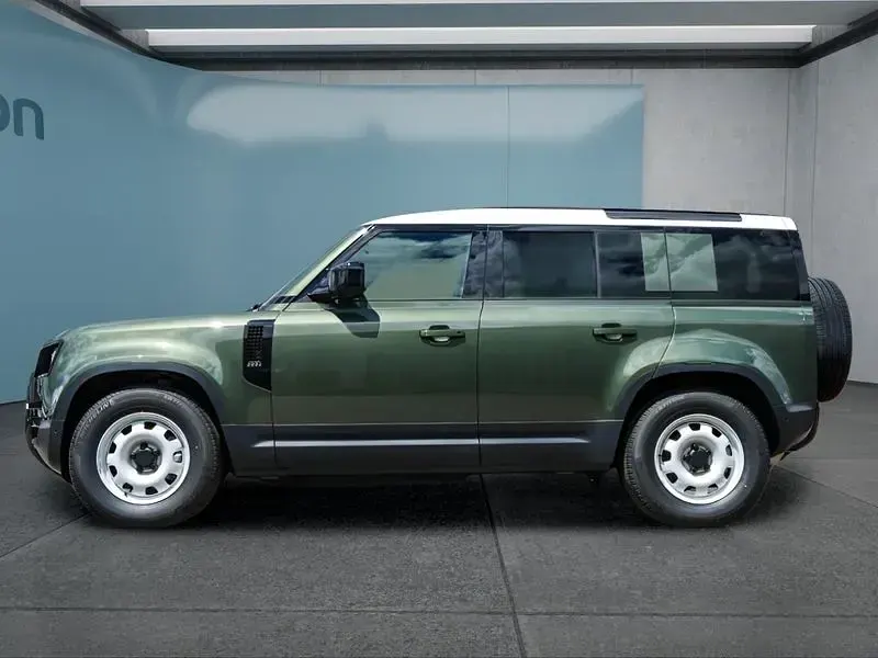 Gebraucht Land Rover Defender 200 PS (147 kW) 2026 Grün SUV