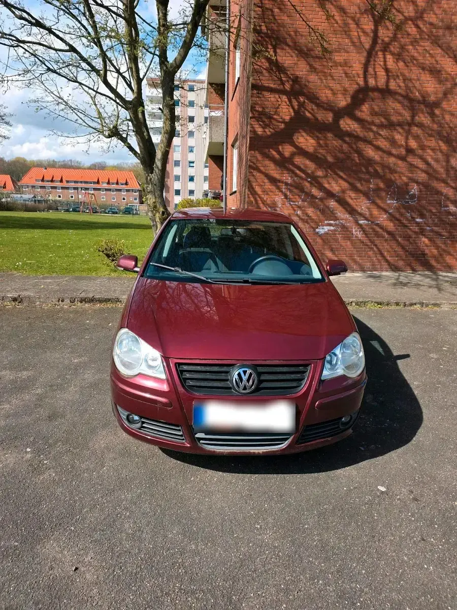 Gebraucht VW Polo 64 PS (47 kW) 2006 Rot Kleinwagen