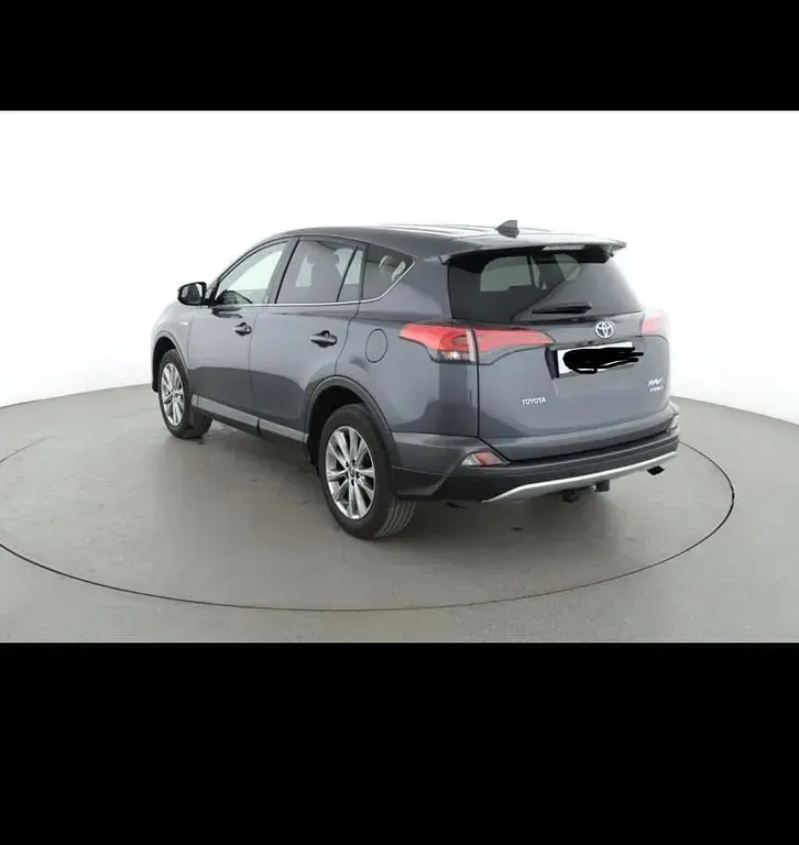 Gebraucht Toyota RAV4 Team 197 PS (144 kW) 2018 Grau SUV