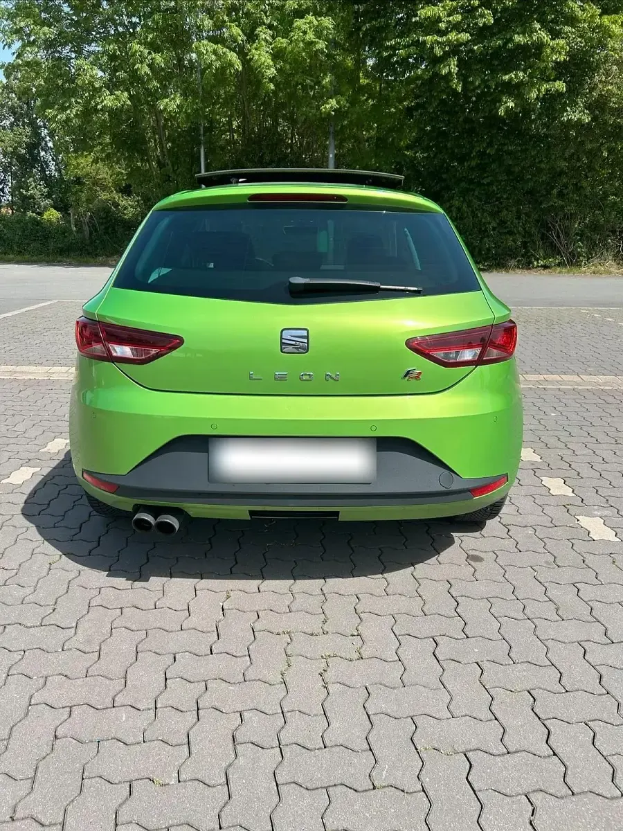 Używany Seat Leon FR 125 KM (91 kW) 2016 Zielony Hatchback