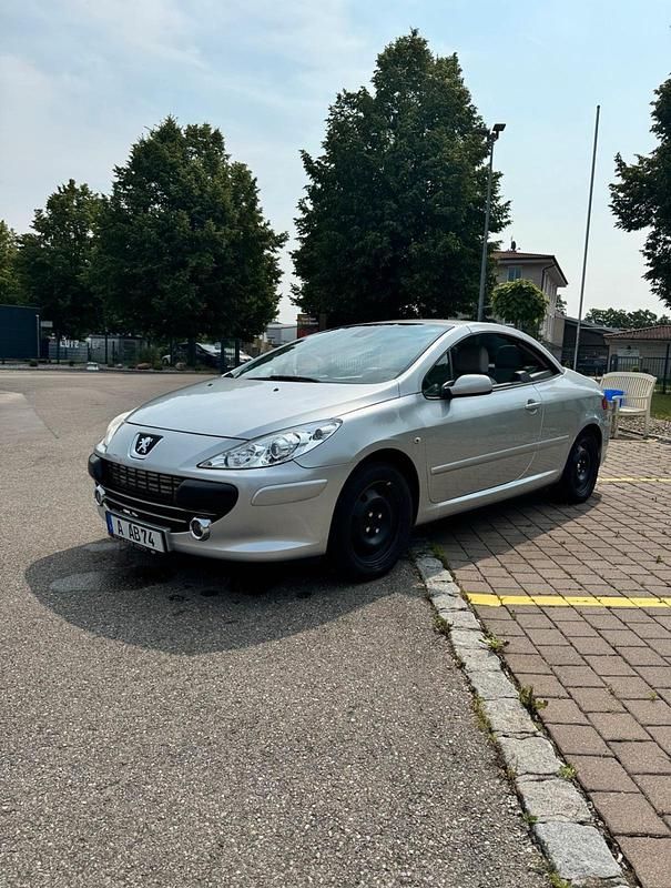 Silber Gebraucht 2006 Peugeot 307 CC Cabrio | 3.200 € (Fairer Preis) - Bild 1/4