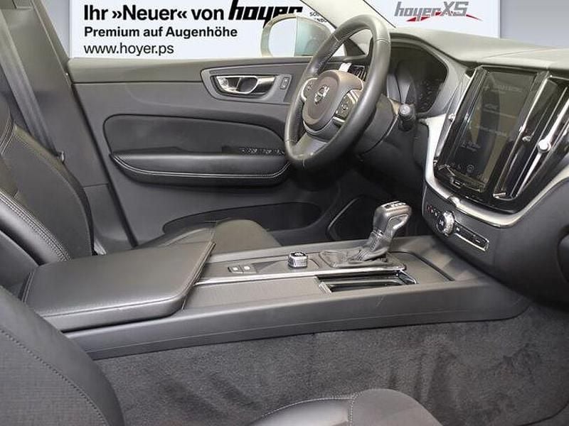 Gebraucht Volvo XC60 Momentum 235 PS (172 kW) 2018 Grau SUV