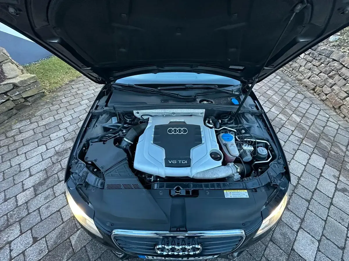Używany Audi A4 240 KM (176 kW) 2010 Czarny Kombi