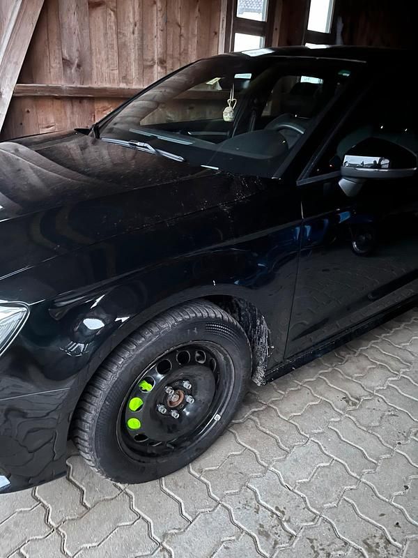 Gebraucht Audi A3 e-tron 204 PS (150 kW) 2020 Schwarz Kleinwagen