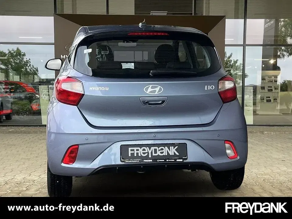 Neu Hyundai i10 Trend 79 PS (58 kW) 2025 Meta blue Kleinwagen
