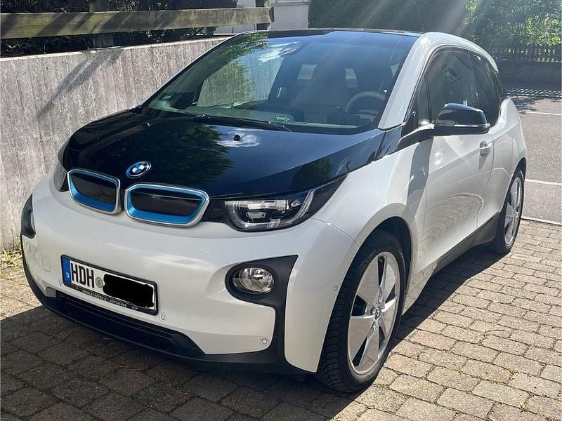 Gebraucht 2015 BMW i3 Kleinwagen | 12.500 € (Etwas zu teuer) - Bild 1/4