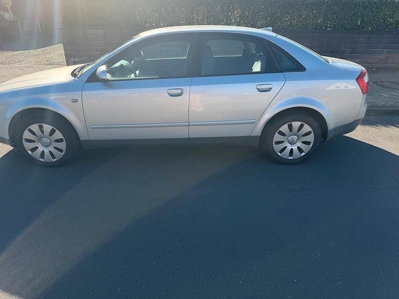 Occasion Audi A4 130 ch (95 kW) 2001 Argent Berline