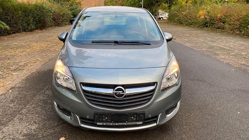 Gebraucht Opel Meriva Active 120 PS (88 kW) 2014 Silber Van / Kleinbus