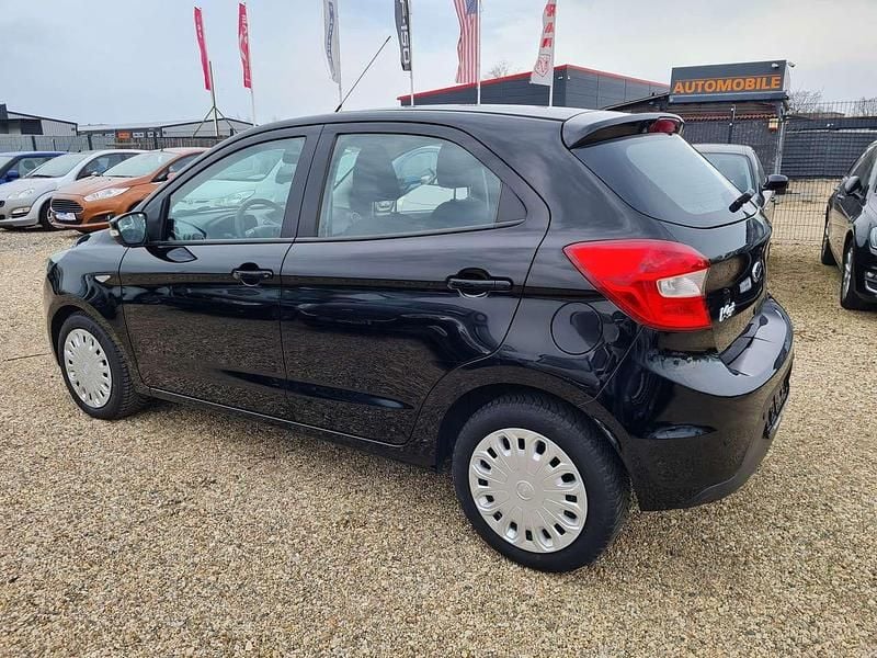 Gebraucht Ford Ka 86 PS (63 kW) 2018 Iridiumschwarz metallic Kleinwagen