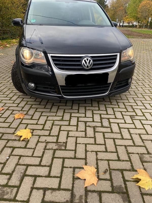 Schwarz Gebraucht 2007 VW Touran Van / Kleinbus | 1.650 € (Superpreis) - Bild 1/4