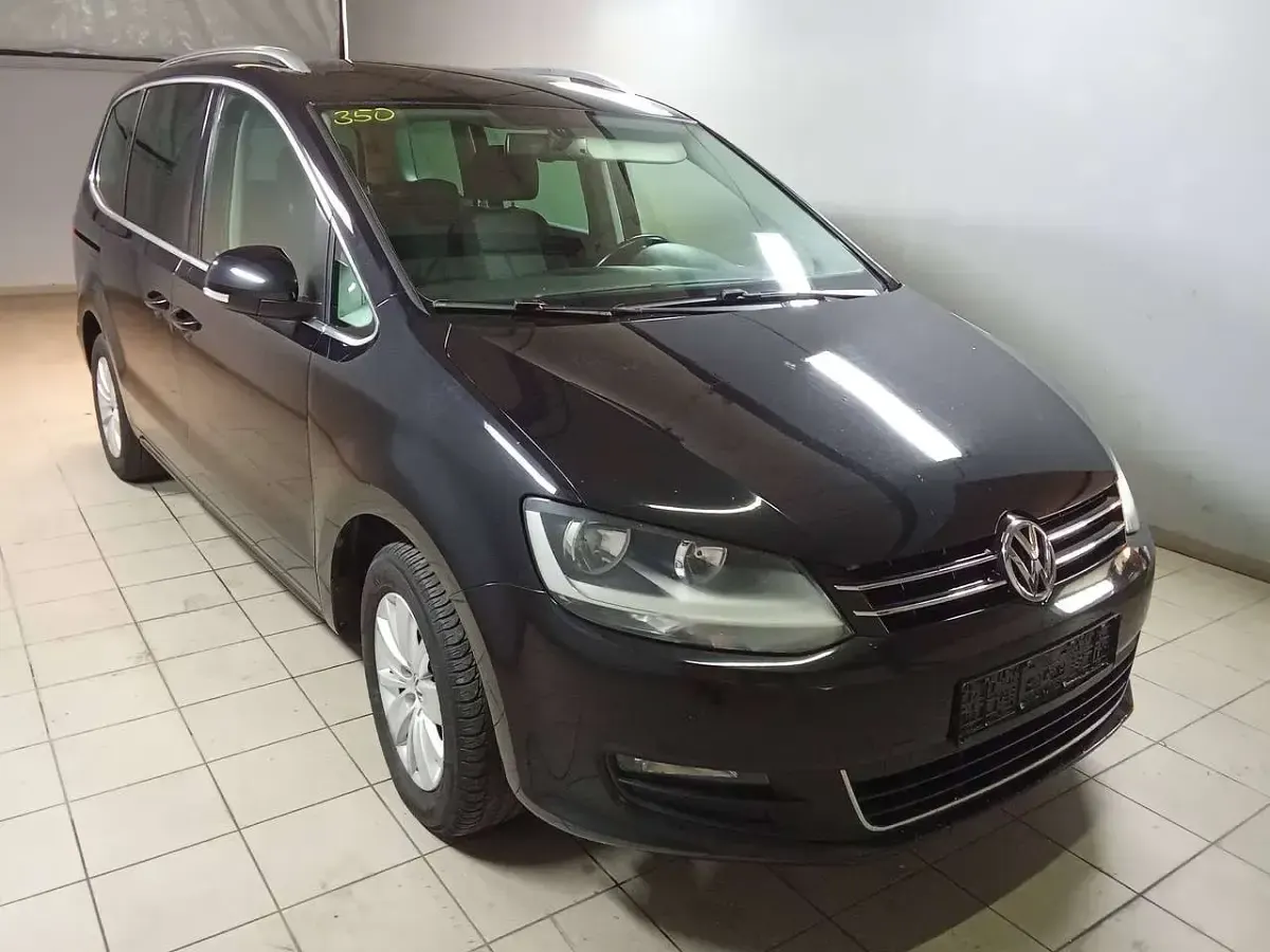 Gebraucht VW Sharan Comfortline 140 PS (102 kW) 2013 Deep black perleffekt Van / Kleinbus