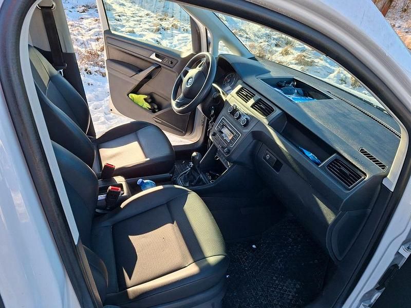 Gebraucht VW Caddy 102 PS (75 kW) 2020 Weiß Van / Kleinbus