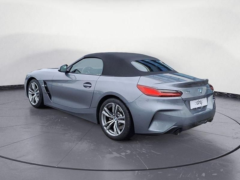 Gebraucht BMW Z4 Performance 197 PS (144 kW) 2025 Grau Cabrio