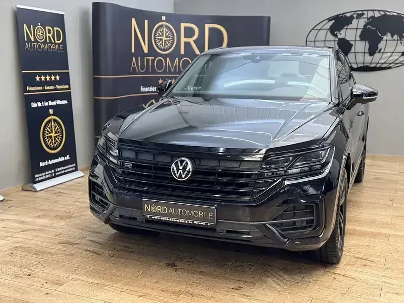 Gebraucht VW Touareg Style 231 PS (169 kW) 2021 Deep black perleffek (metallic) SUV