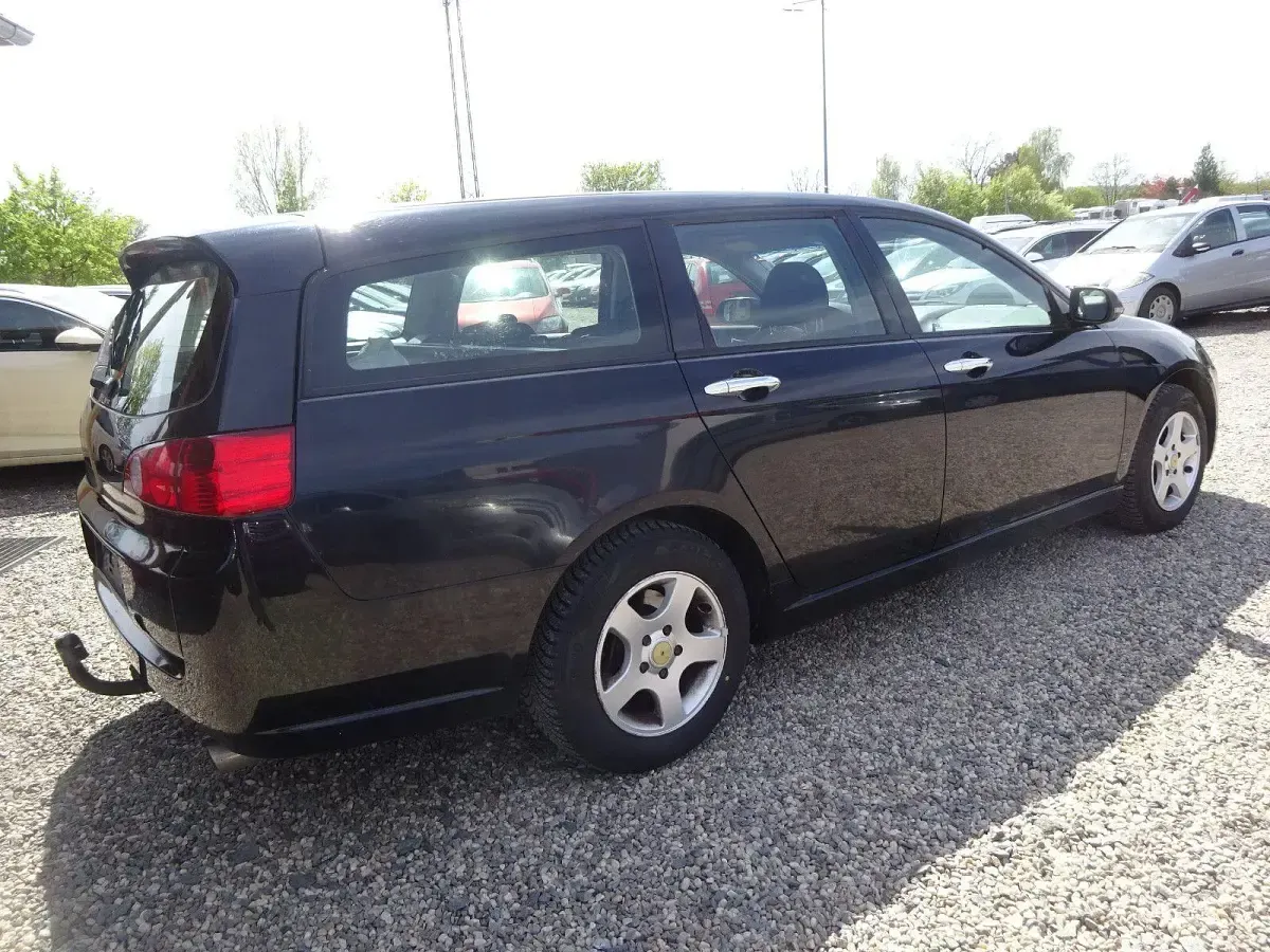 Gebraucht Honda Accord Comfort 155 PS (114 kW) 2003 Schwarz Kombi