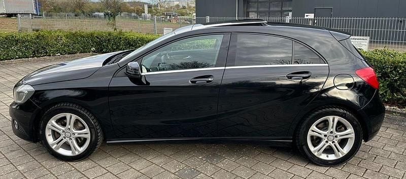 Gebraucht Mercedes A220 170 PS (125 kW) 2015 Schwarz Limousine
