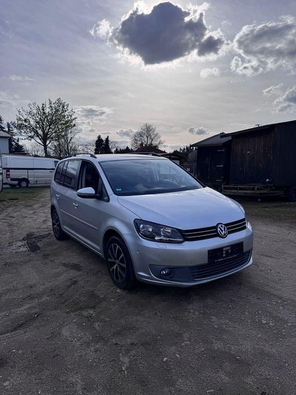 Gebraucht VW Touran 105 PS (77 kW) 2010 Silber Van / Kleinbus