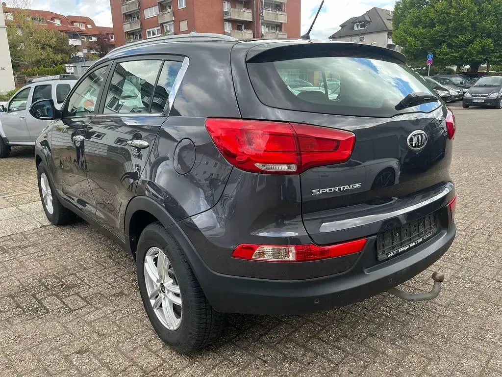 Gebraucht Kia Sportage Vision 166 PS (122 kW) 2015 Grau SUV