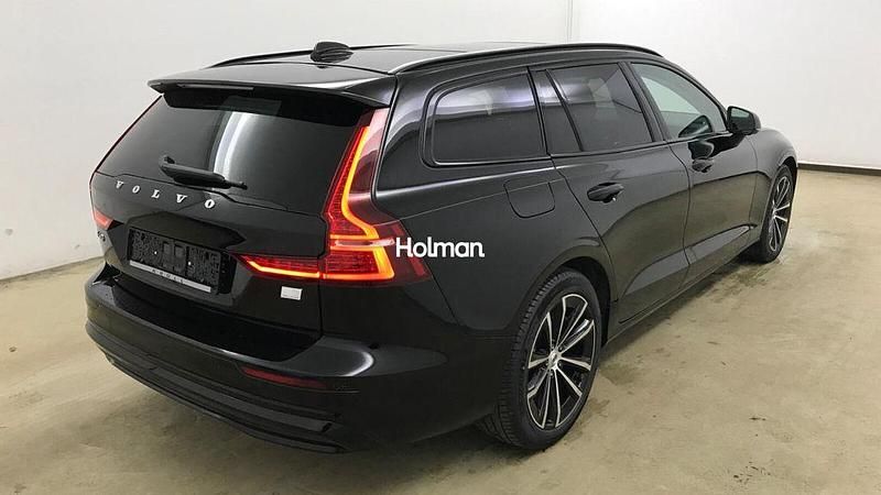 Gebraucht Volvo V60 Plus 349 PS (256 kW) 2022 Schwarz Kombi
