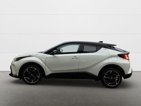 Gebraucht Toyota C-HR Sport 184 PS (135 kW) 2020 White pearl (070)/ black (202) SUV
