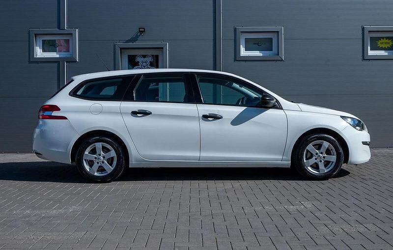 Gebraucht Peugeot 308 Access 110 PS (80 kW) 2014 Lack weiss banquise/deckende l Kombi