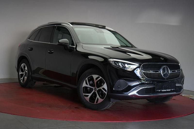 Schwarz Gebraucht 2023 Mercedes GLC220 Advanced SUV | 50.990 € (Fairer Preis) - Bild 1/4