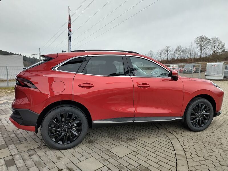 Neu DFSK Forthing 5 177 PS (130 kW) 2025 Rot SUV