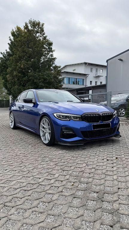 Second-hand BMW 330 Shadowline 258 CP (189 kW) 2020 Albastru Berlinǎ