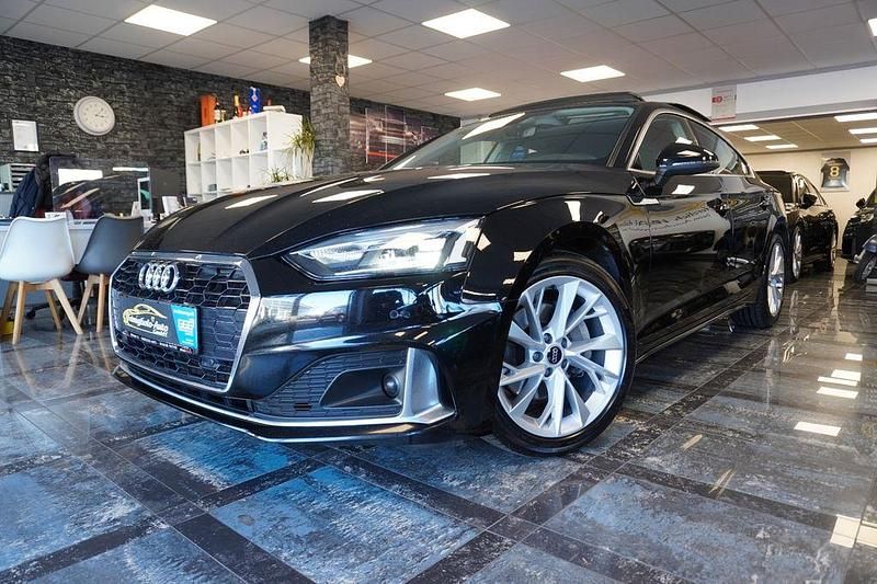 Gebraucht Audi A5 Sportback Advanced 204 PS (150 kW) 2022 Schwarz Kleinwagen